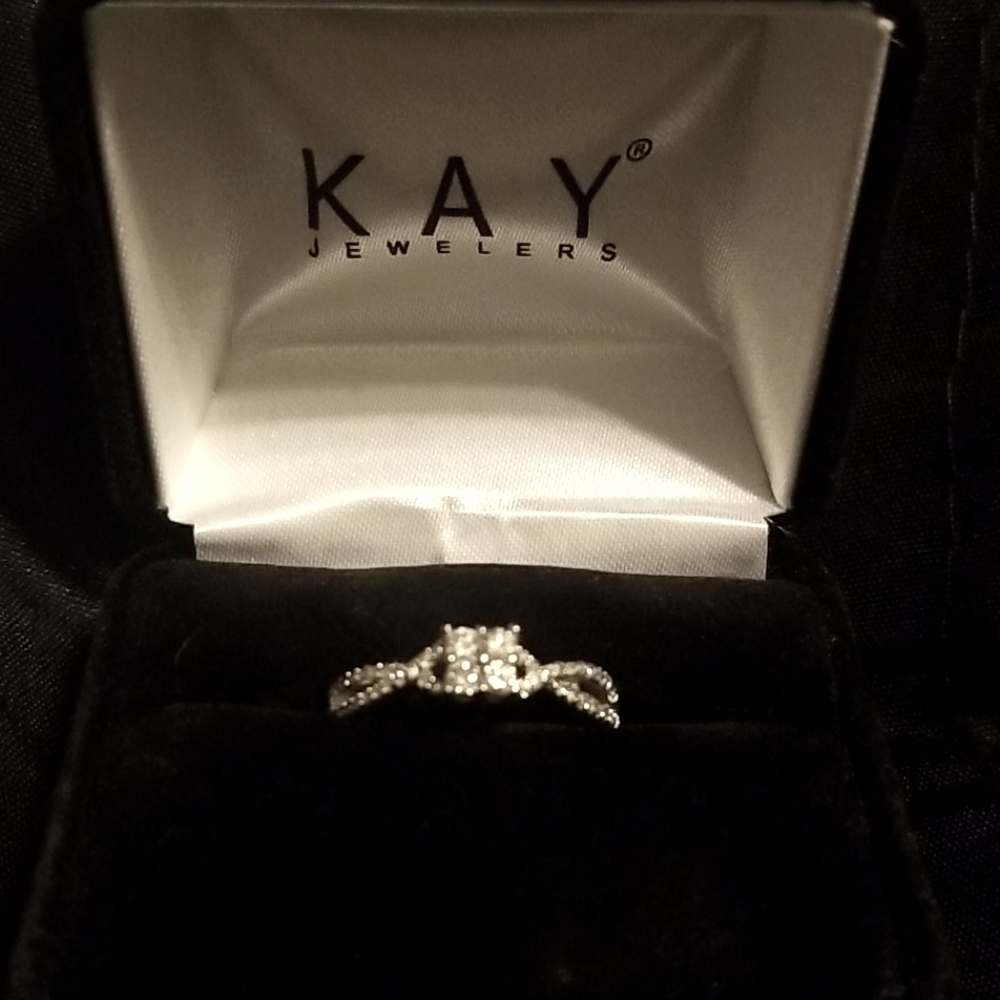 Kay jewelers ring
